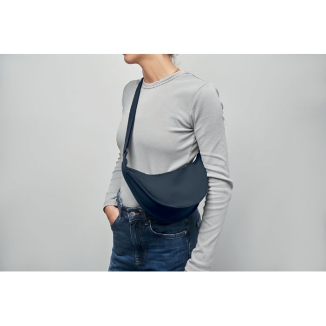 Sling bag in 400D Oxford