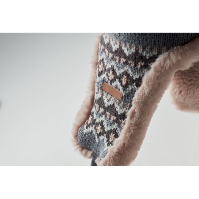 Bonnet avec caches-oreilles