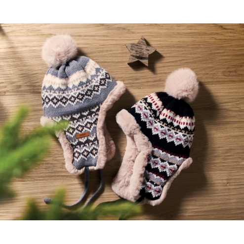 Bonnet avec caches-oreilles