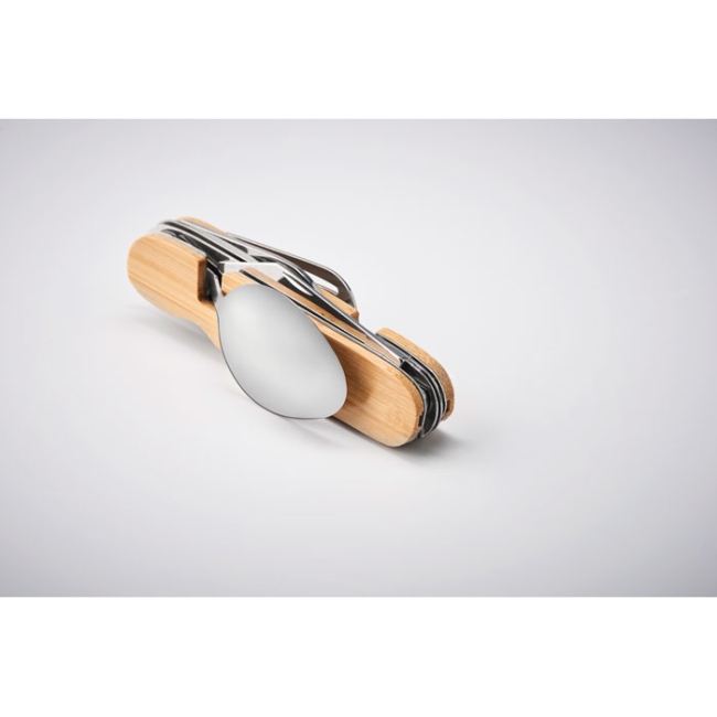 couverts multifonctions