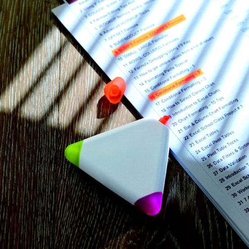 Triangular highlighter