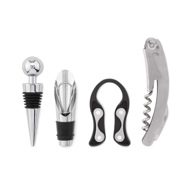 4 accessoires à vin en tonneau