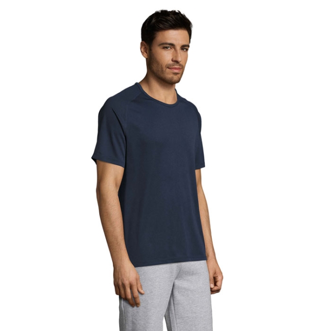 SPORTY MEN T-Shirt