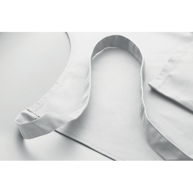 Adjustable kitchen apron