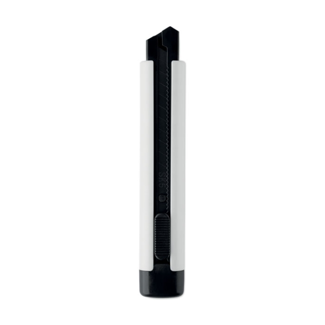 Large retractable knife