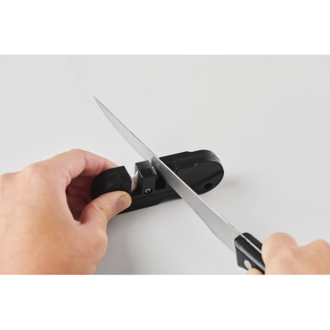 Pocket-sized knife sharpener