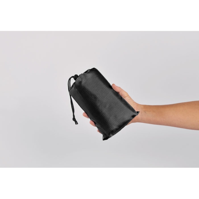 Lightweight large beach mat