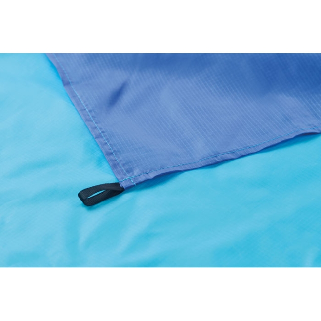 Lightweight large beach mat