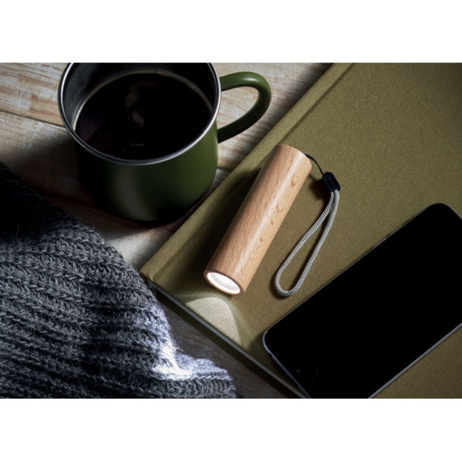 Torche rechargeable en bois