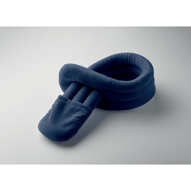 Bendable roll travel pillow