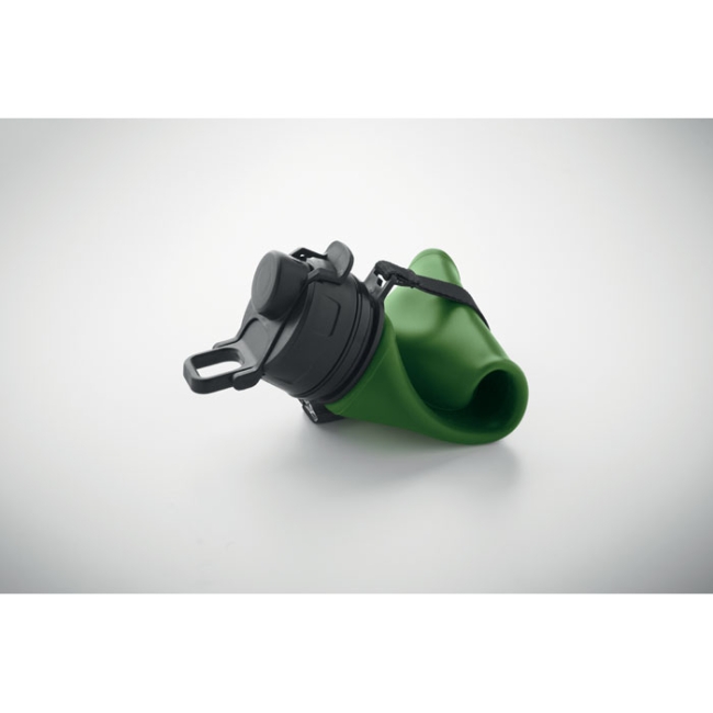 Foldable silicone sports bottle