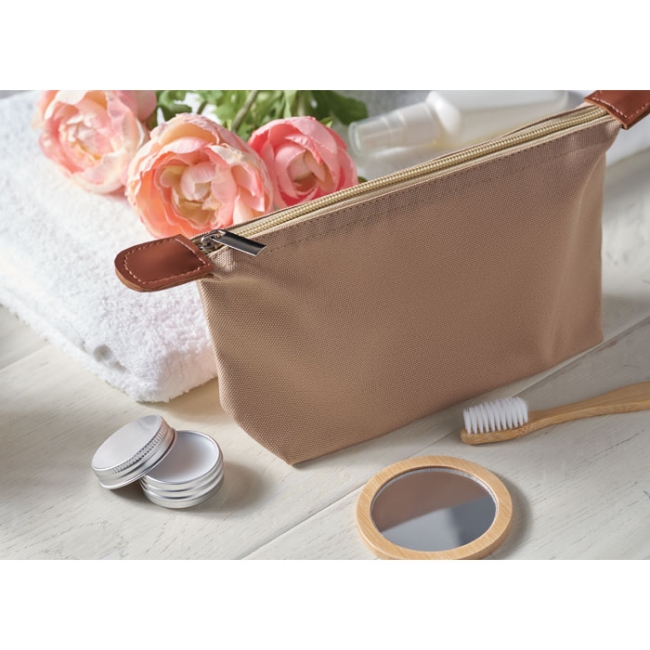 Cosmetic bag in 600D RPET