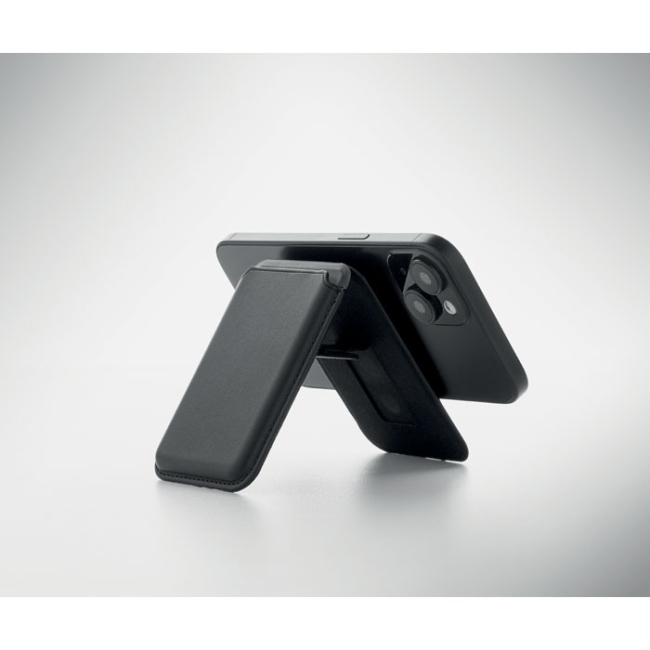 Magnetic credit card holder