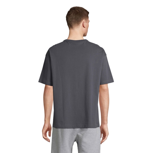 BOXY MEN OVERSIZED T-SHIRT