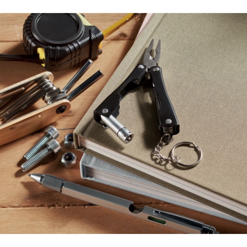 Couteau multifonctions