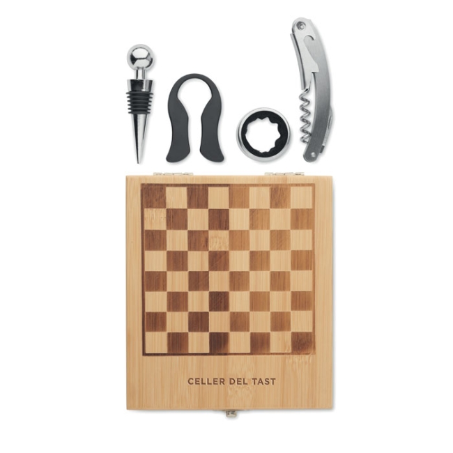 Set à vin et jeu d'échecs