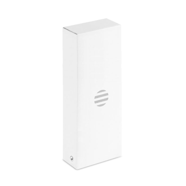 Lampe rechargeable en alu.