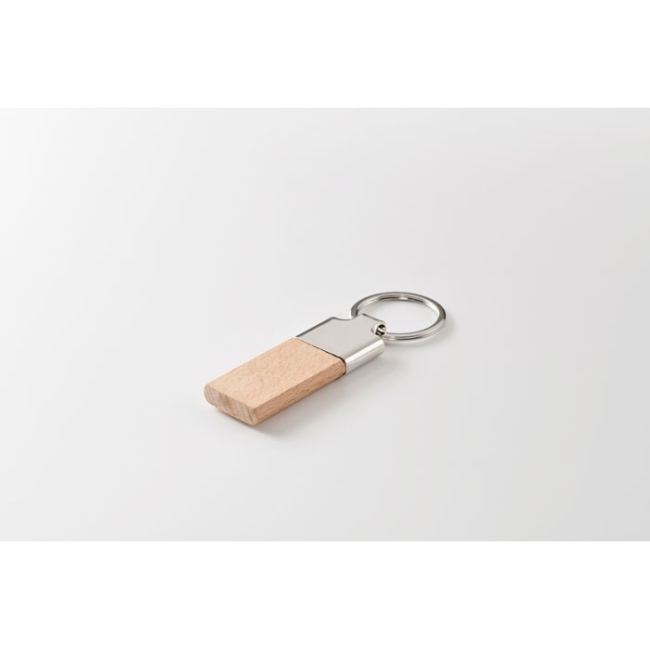 Key ring with rubber wood