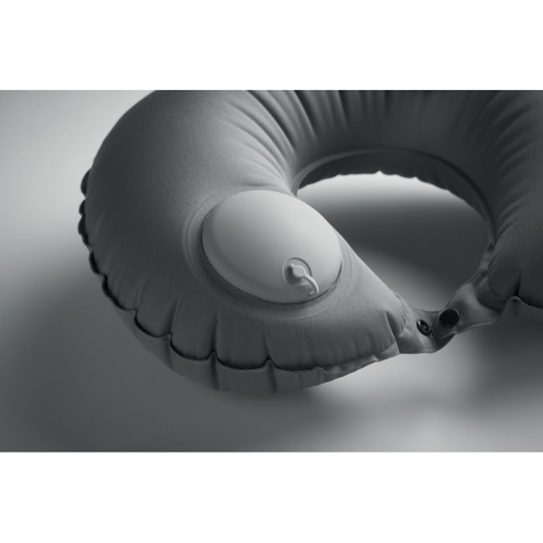 Fast inflatable travel pillow