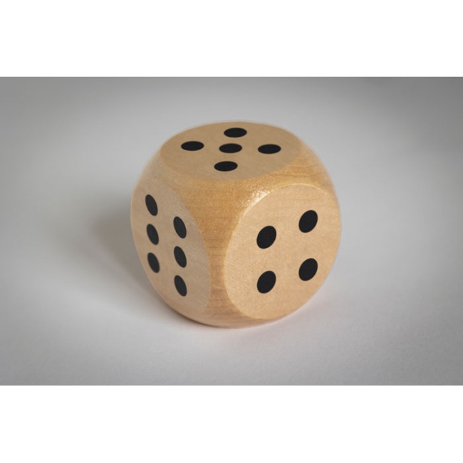 Schima wooden dice 5cm dia