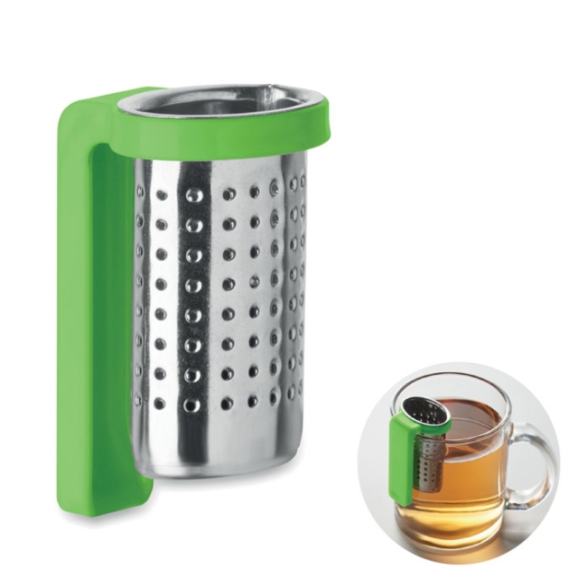 Tea infuser with hook