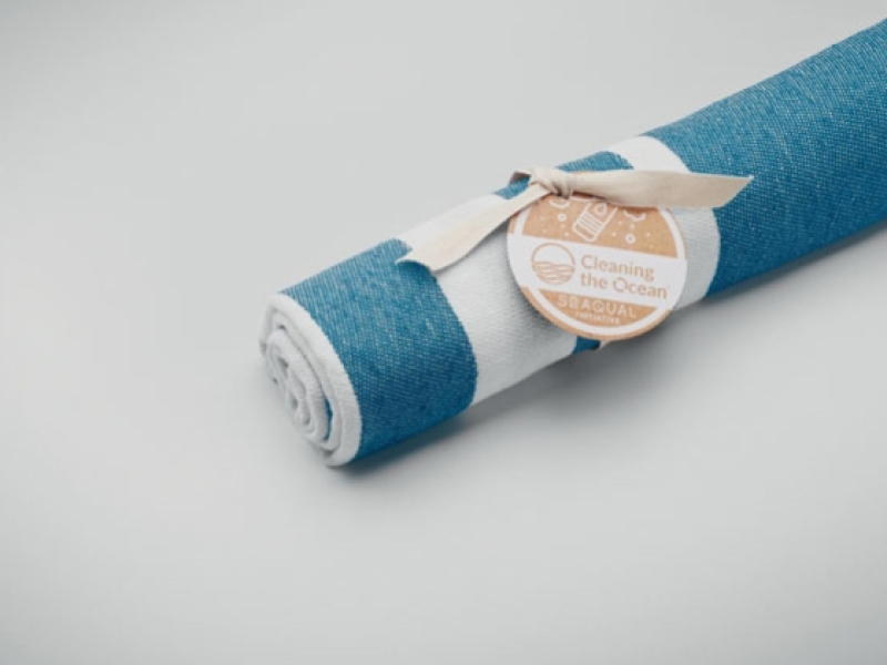 Comment RapideGoodies transforme les déchets marins en goodies d'entreprise resp